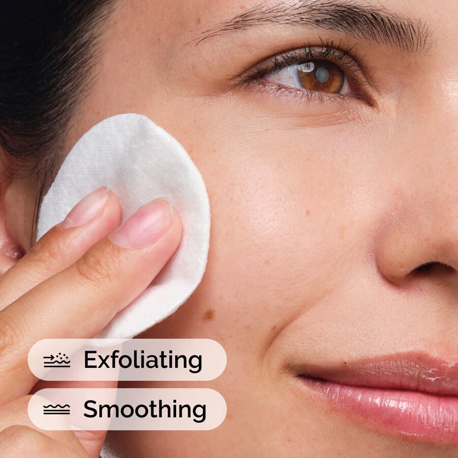 glycolic-acid-7-exfoliating-toner-e8 ord-glycolic-acid-exfoliating-toner-model-application-with-benefits.jpg